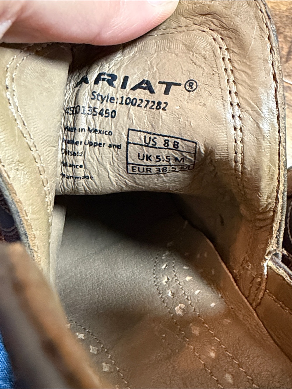 Ariat Women's Dixon Weathered Western Booties, size 8 - Picture 8 of 8